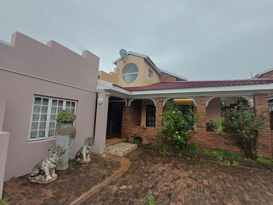 3 Bedroom Property for Sale in Top Town Eastern Cape